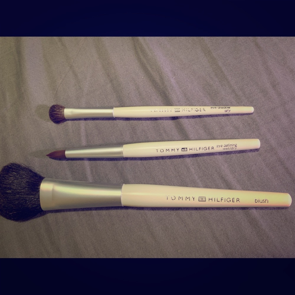 Tommy Hilfiger Makeup Brushes